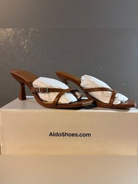 ALDO Size 6 Brown Leather Strappy Kitten Heel Slide Sandals GANNEVER-210